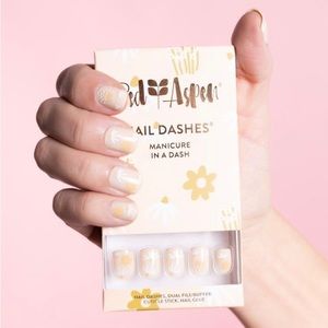 Red Aspen Mrs. Peterson’s Flower Shop Press On (Retired)